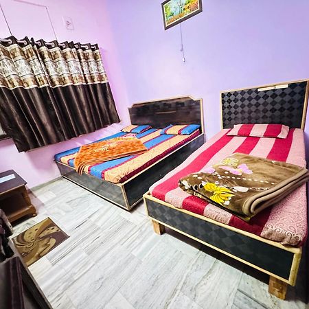 Hotel Hari Ganga - Harkipauri Road Haridwār Extérieur photo