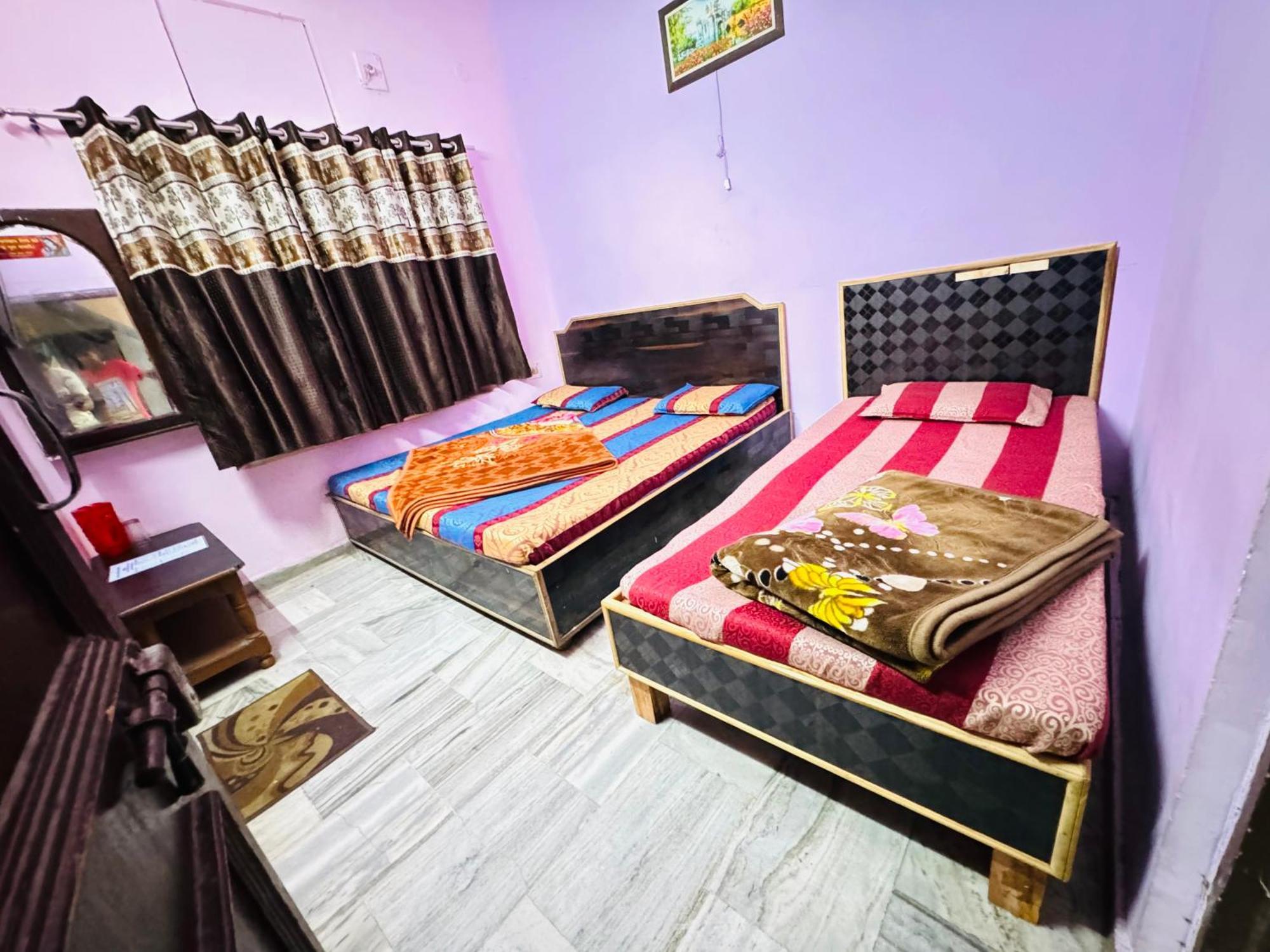 Hotel Hari Ganga - Harkipauri Road Haridwār Extérieur photo