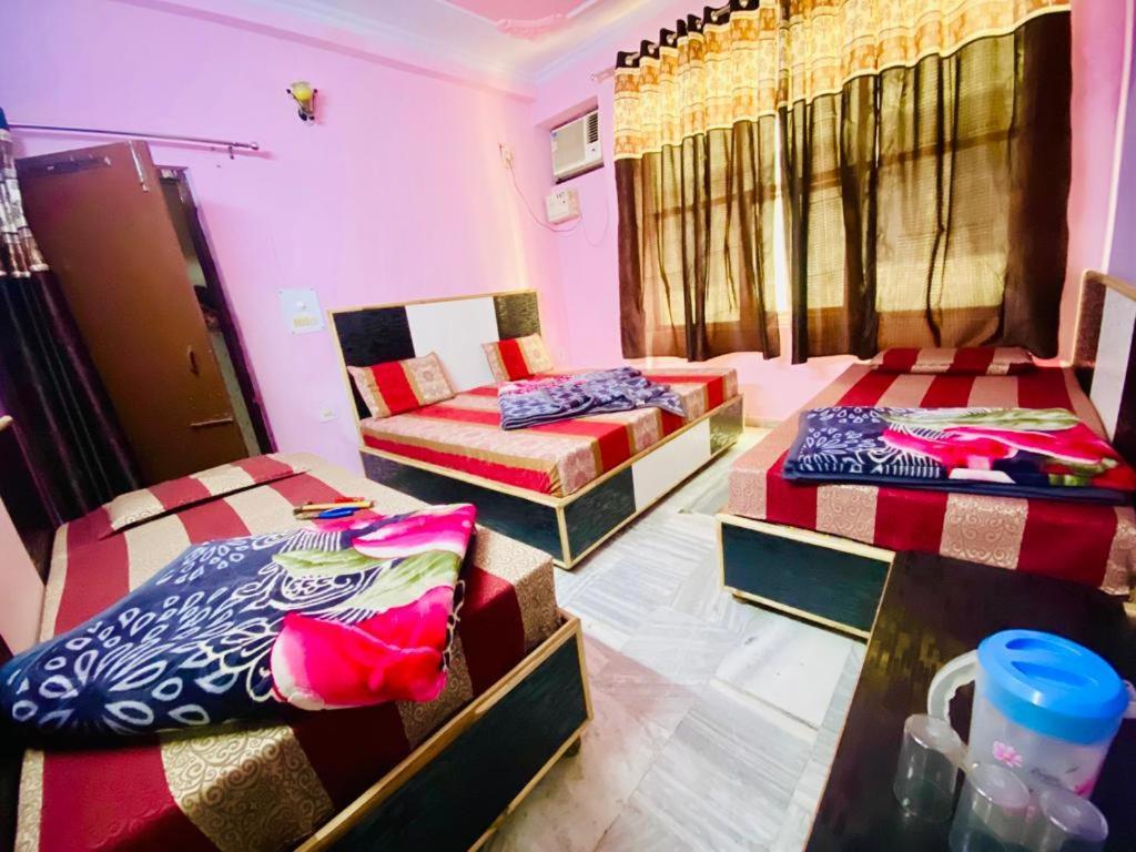 Hotel Hari Ganga - Harkipauri Road Haridwār Extérieur photo